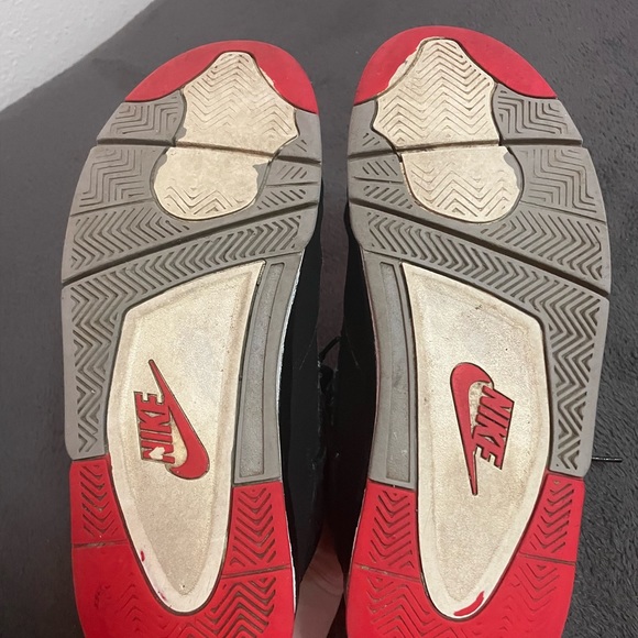 Jordan Retro 4 Bred - Picture 6 of 6